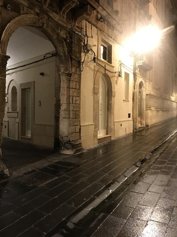 Le Stanze Di Carlo Apartman Szirakúza Kültér fotó